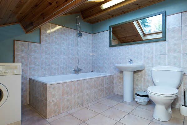 Foto van Vakantiehuis in Recht met tuin - Vakantiehuis in Recht - BathRoom