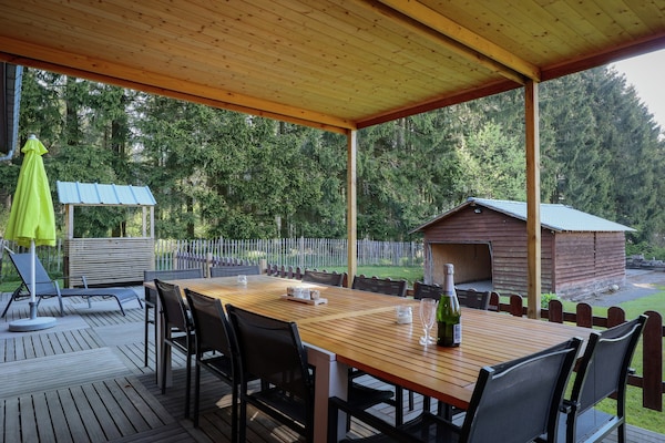 Foto van Vakantiehuis in Recht met tuin - Vakantiehuis in Recht - TerraceBalcony