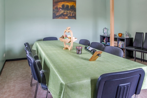 Foto van Vakantiehuis nabij Ravel-fietspaden - Vakantiehuis in Sankt Vith - DiningRoom