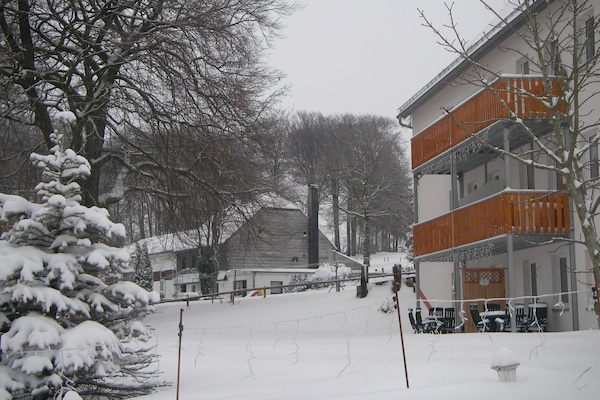 Foto van Woning in Burg Reuland met sauna en terras - Vakantiehuis in Burg Reuland - GardenWinter