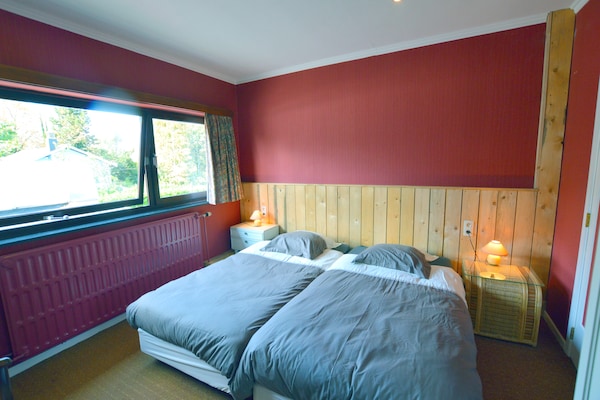 Foto van Trooz Villa met zwembad en sauna - Vakantiehuis in Trooz - BedRoom