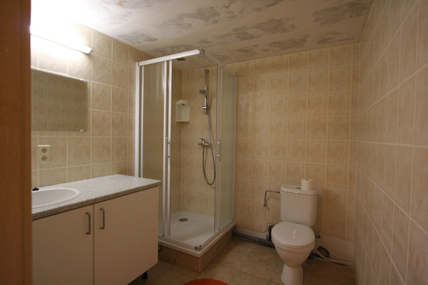 Foto van Boerderijverblijf in Ondenval - Vakantiehuis in Ondenval/Waimes - BathRoom