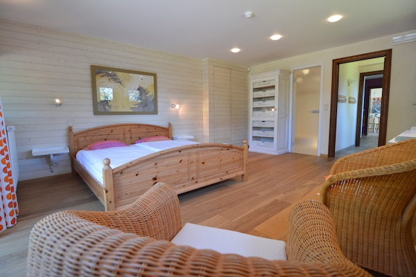Foto van Luxe verblijf met sauna - Vakantiehuis in Waimes - Robertville - BedRoom