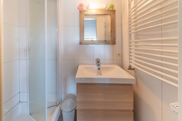 Foto van Charmant huisje vlakbij het meer - Vakantiehuis in Robertville - BathRoom