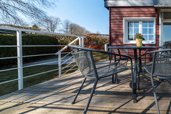 Foto van Charmant huisje vlakbij het meer - Vakantiehuis in Robertville - TerraceBalcony