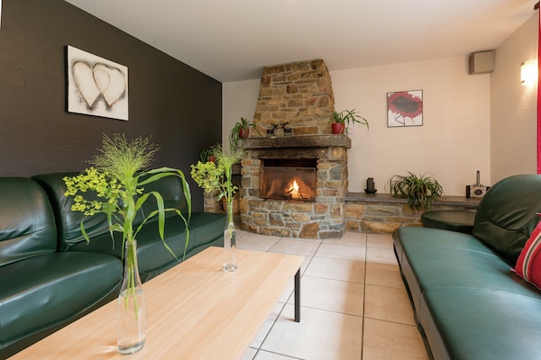 Foto van Ruime retraite aan het meer - Vakantiehuis in Waimes - Robertville - LivingRoom