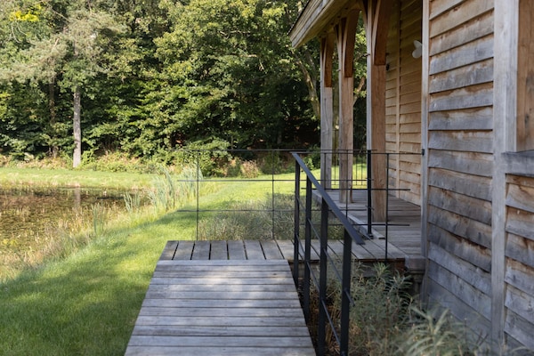 Foto van Hut in Vencimont bij Ardennenpaden - Vakantiehuis in Vencimont - ExteriorSummer