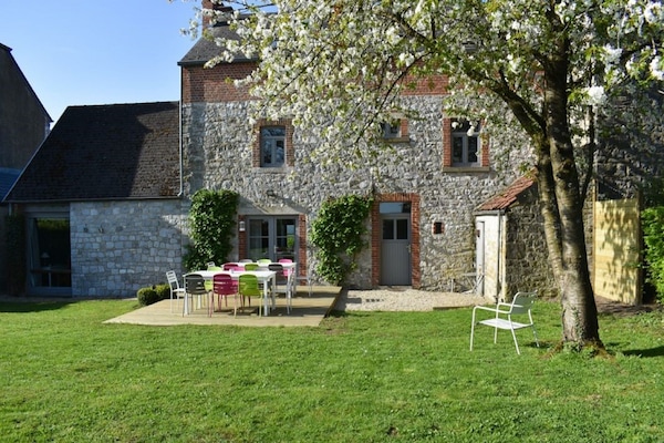 Foto van Landelijk toevluchtsoord, Gerin - Vakantiehuis in Gerin - GardenSummer