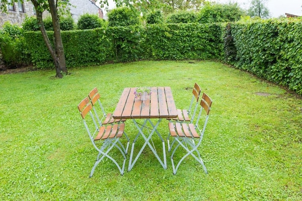 Foto van Landelijk toevluchtsoord, Gerin - Vakantiehuis in Gerin - GardenSummer
