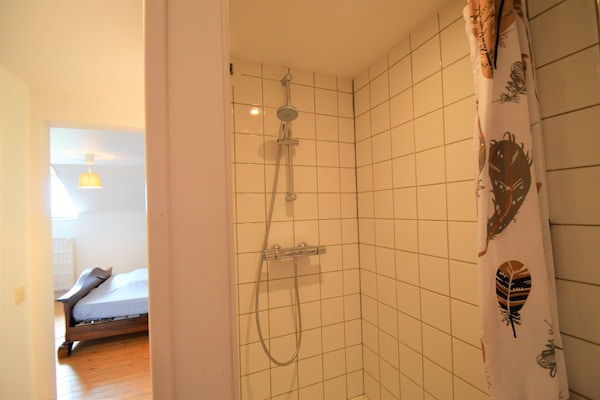 Foto van Landelijk toevluchtsoord, Gerin - Vakantiehuis in Gerin - BathRoom