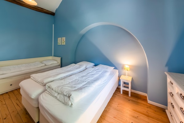Foto van Luxe Mettet herenhuis - Vakantiehuis in Mettet - BedRoom