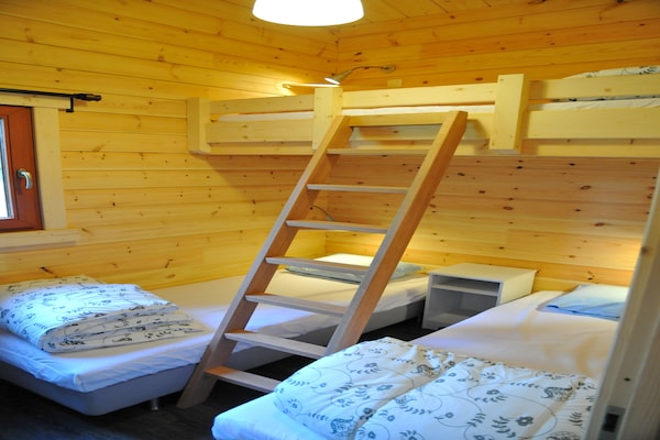 Foto van Chalet in Oignies met bosrijke omgeving - Vakantiehuis in Oignies en Thiérache - BedRoom