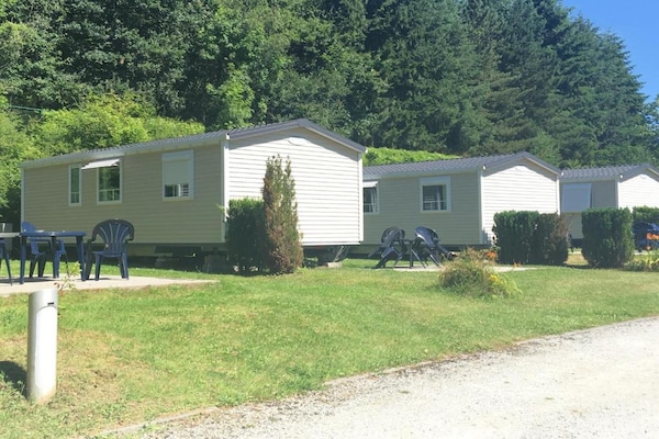 Foto van Boschalet in de Ardennen - Vakantiehuis in Olloy-sur-Viroin - ExteriorSummer