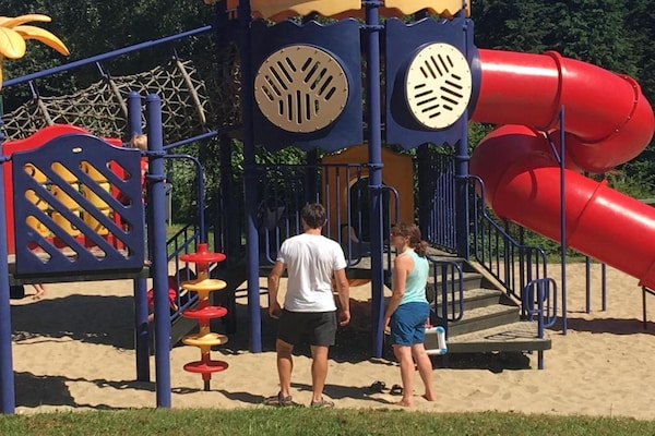 Foto van Chalet in Olloy-sur-Viroin met terras - Vakantiehuis in Olloy-sur-Viroin - ParkFacilities