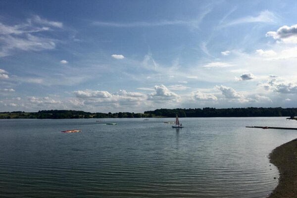 Foto van Vreedzame tuinschuilplaats - Vakantiehuis in Froidchapelle - AreaSummer20KM