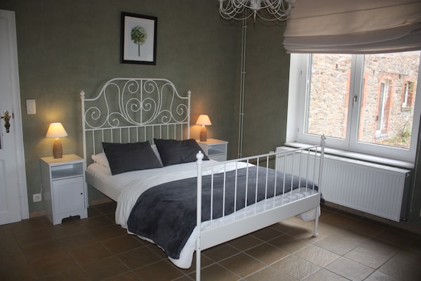 Foto van Vakantiehuis Bovigny met bioscoop - Vakantiehuis in Bovigny - BedRoom