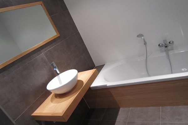 Foto van Vakantiehuis Bovigny met bioscoop - Vakantiehuis in Bovigny - BathRoom
