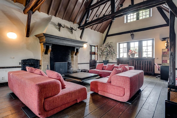 Foto van Groepsverblijf met spa in Vielsalm - Vakantiehuis in Vielsalm - LivingRoom