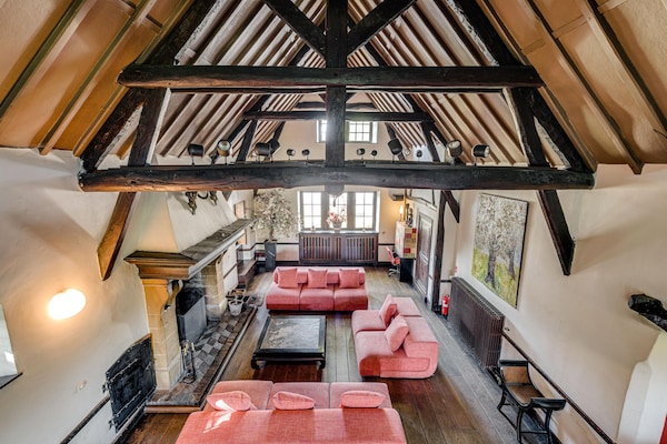 Foto van Groepsverblijf met spa in Vielsalm - Vakantiehuis in Vielsalm - LivingRoom