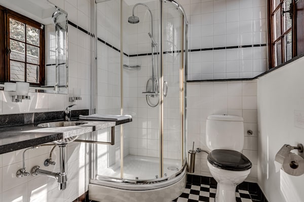 Foto van Groepsverblijf met spa in Vielsalm - Vakantiehuis in Vielsalm - BathRoom