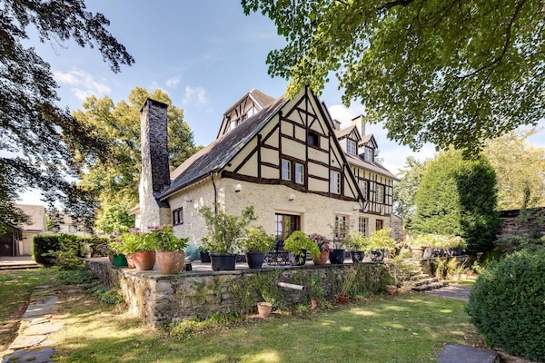 Foto van Groepsverblijf met spa in Vielsalm - Vakantiehuis in Vielsalm - ExteriorSummer