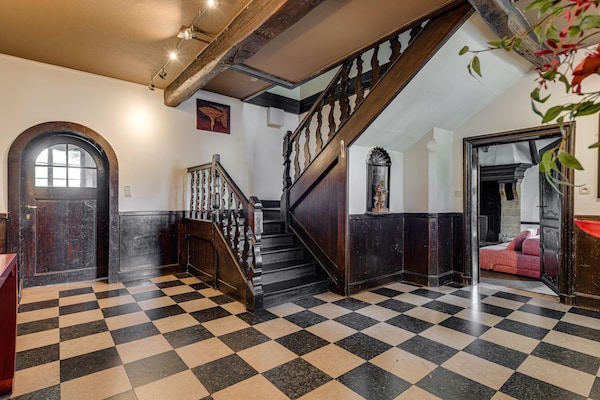 Foto van Groepsverblijf met spa in Vielsalm - Vakantiehuis in Vielsalm - HallReception