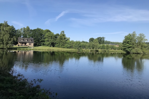 Foto van Vakantie aan het meer in Bouillon - Vakantiehuis in Bouillon - AreaSummer1KM