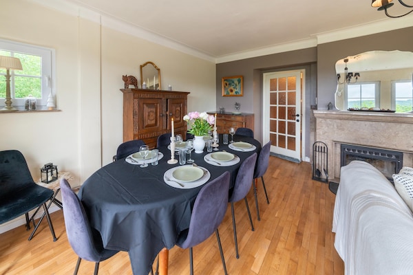 Foto van Rustig huis met kasteelzicht in Bouillon - Vakantiehuis in Bouillon - DiningRoom