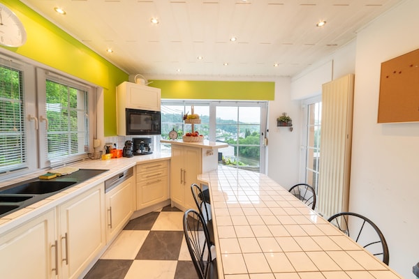 Foto van Rustig huis met kasteelzicht in Bouillon - Vakantiehuis in Bouillon - Kitchen