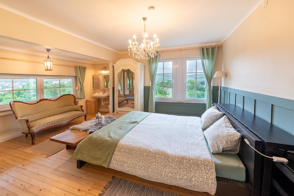 Foto van Rustig huis met kasteelzicht in Bouillon - Vakantiehuis in Bouillon - BedRoom