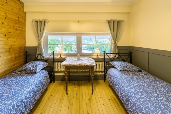 Foto van Rustig huis met kasteelzicht in Bouillon - Vakantiehuis in Bouillon - BedRoom