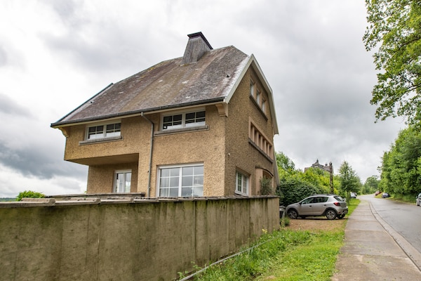 Foto van Rustig huis met kasteelzicht in Bouillon - Vakantiehuis in Bouillon - BedRoom