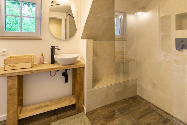 Foto van Rustig huis met kasteelzicht in Bouillon - Vakantiehuis in Bouillon - BathRoom