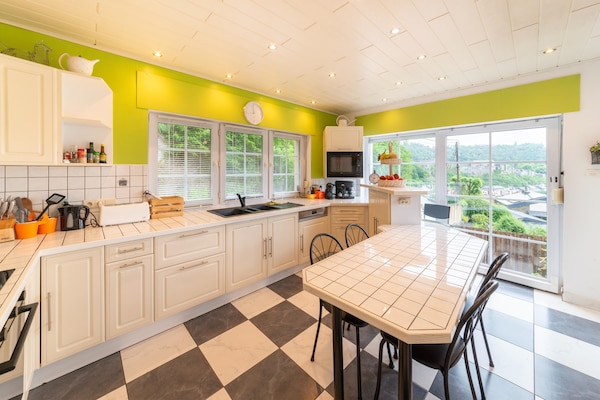 Foto van Rustig huis met kasteelzicht in Bouillon - Vakantiehuis in Bouillon - Kitchen
