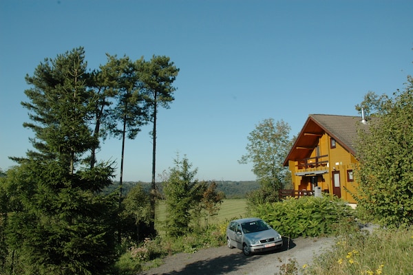 Foto van Chalet in Durbuy met Sauna & Uitzicht - Vakantiehuis in Durbuy - ExteriorSummer
