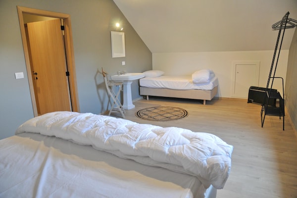 Foto van Villa in Durbuy met Ardennen Uitzicht - Vakantiehuis in DURBUY - BedRoom