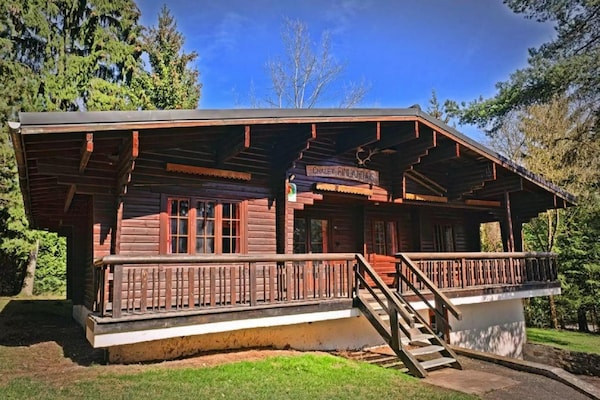 Foto van Ruim chalet met 8 slaapkamers - Vakantiehuis in Barvaux - ExteriorSummer