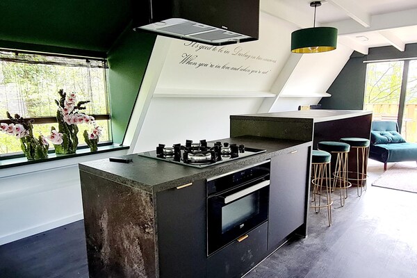 Foto van Hedendaagse Ardense chalet in Durbuy - Vakantiehuis in Durbuy - Kitchen