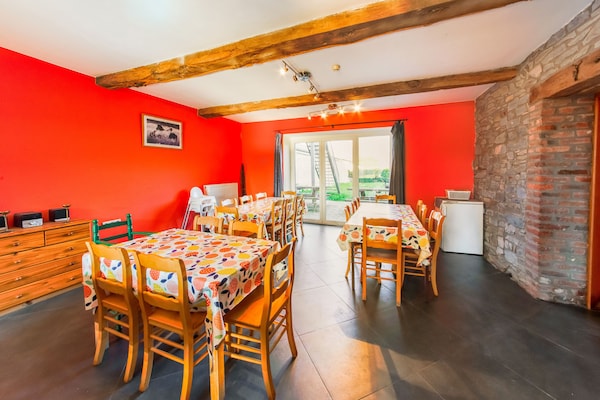 Foto van Rustiek landgoed met sauna - Vakantiehuis in Ambly - DiningRoom