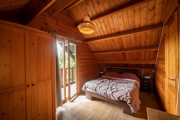 Foto van Chalet aan het bos met charme - Vakantiehuis in Dochamps - BedRoom