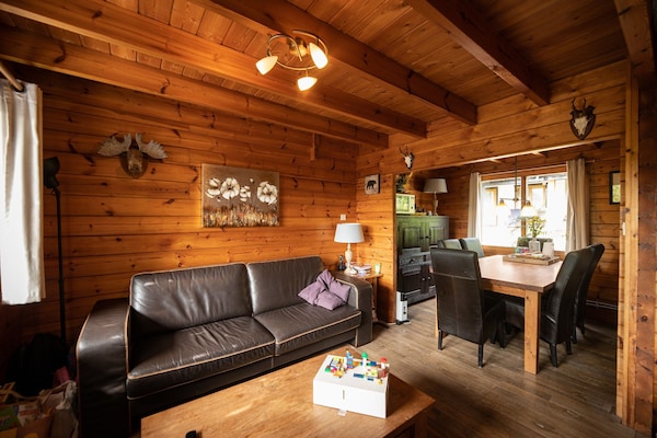 Foto van Chalet aan het bos met charme - Vakantiehuis in Dochamps - LivingRoom