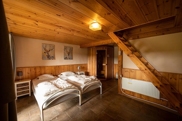Foto van Chalet aan het bos met charme - Vakantiehuis in Dochamps - BedRoom