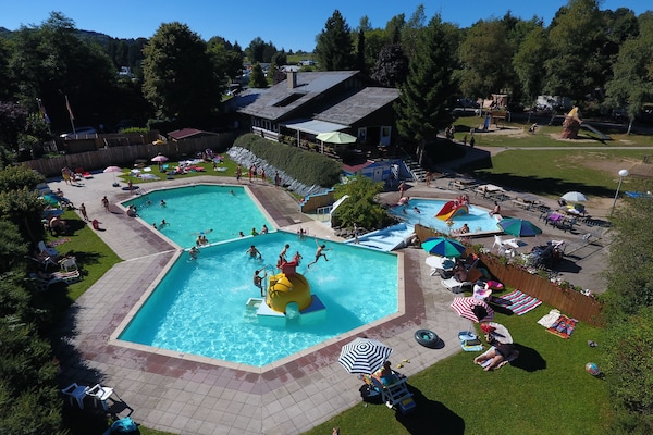 Foto van Chalet aan het bos met charme - Vakantiehuis in Dochamps - ParkFacilities