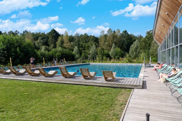 Foto van Stijlvol toevluchtsoord met tuin - Vakantiehuis in Antoing - PoolOfHouse
