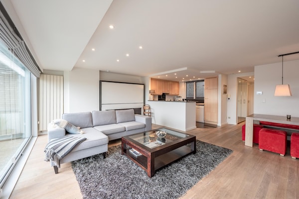 Foto van Stijlvol verblijf aan het Rubensplein - Vakantiehuis in KNOKKE-HEIST - LivingRoom