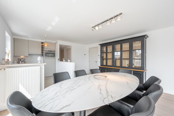 Foto van Appartement in Knokke bij Lippenslaan - Vakantiehuis in KNOKKE-HEIST - DiningRoom