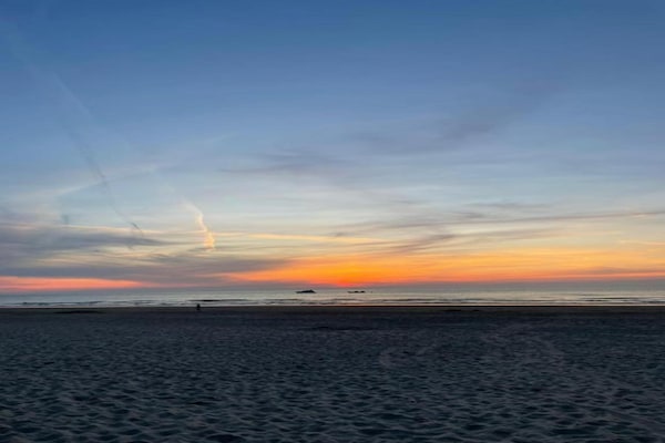 Foto van Op een steenworp afstand van het rustige pad langs de kust. - AreaSummer20KM