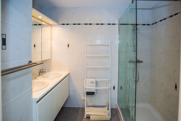 Foto van Appartement met 2slaapkamers en 2badkamers - Vakantiehuis in Middelkerke - BathRoom
