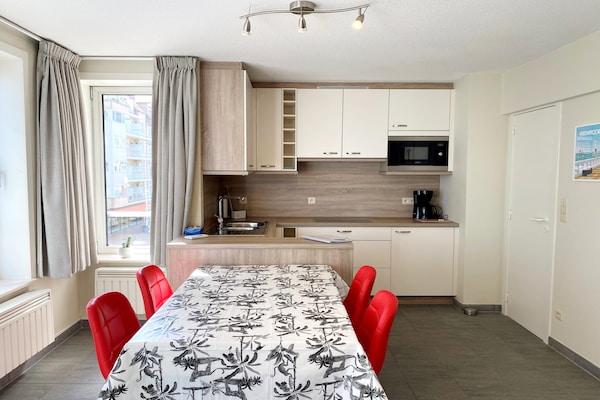Foto van Appartement in Nieuwpoort bij Strand - Vakantiehuis in Nieuwpoort - DiningRoom