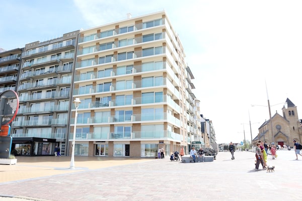 Foto van Waveside Corner Appartement - Vakantiehuis in Nieuwpoort - ExteriorSummer